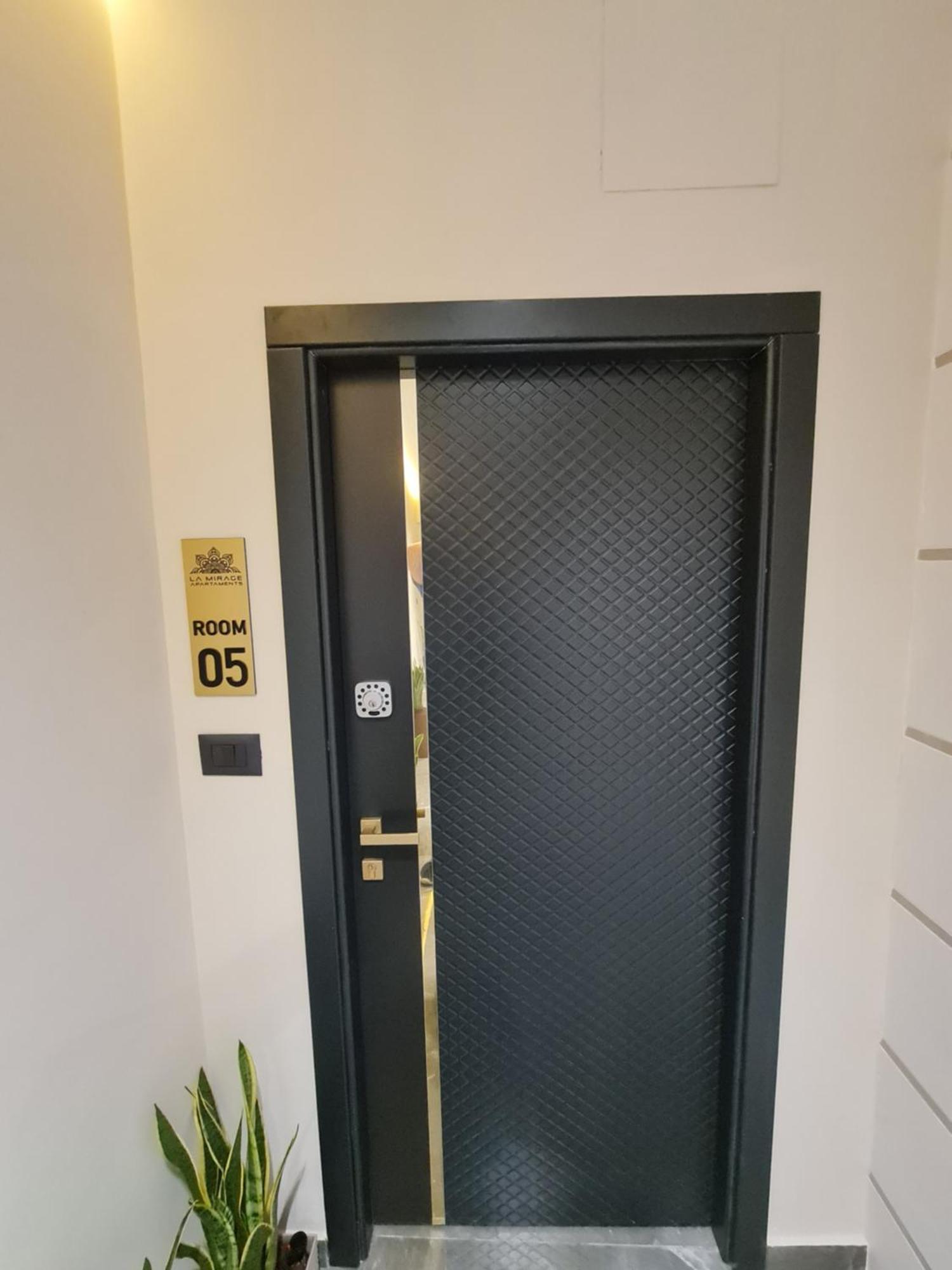 La Mirage Suites & Apartments Tiran Dış mekan fotoğraf